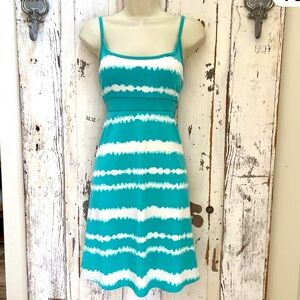 Lola Size‎ Small Woman's Turquoise Green White Cross Back Casual Athletic Dress